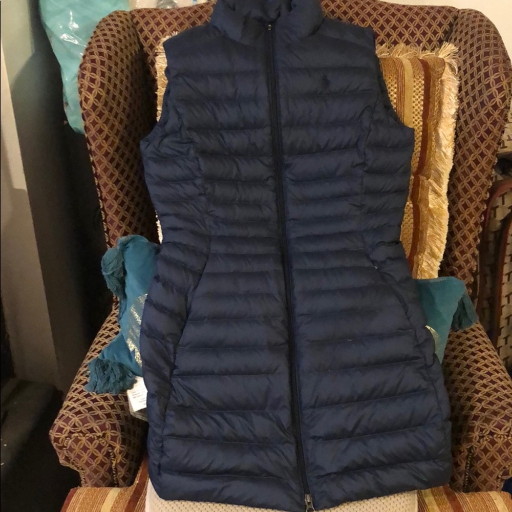 Women polo vest size small new without tags blue